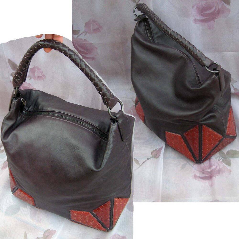 EUC BOTTEGA VENETA Large Leather Purple Eggplant Hobo Bag - Picture 3 of 16